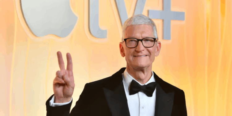 Tim Cook Set To Stepdown As Apple CEO