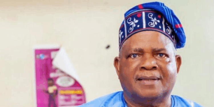 Nigerian Theatre Legend Kola Oyewo Takes His Final Bow at 80